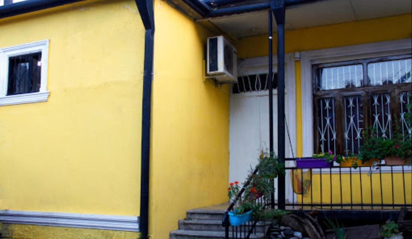 Colors Hostel ティビリシ エクステリア 写真