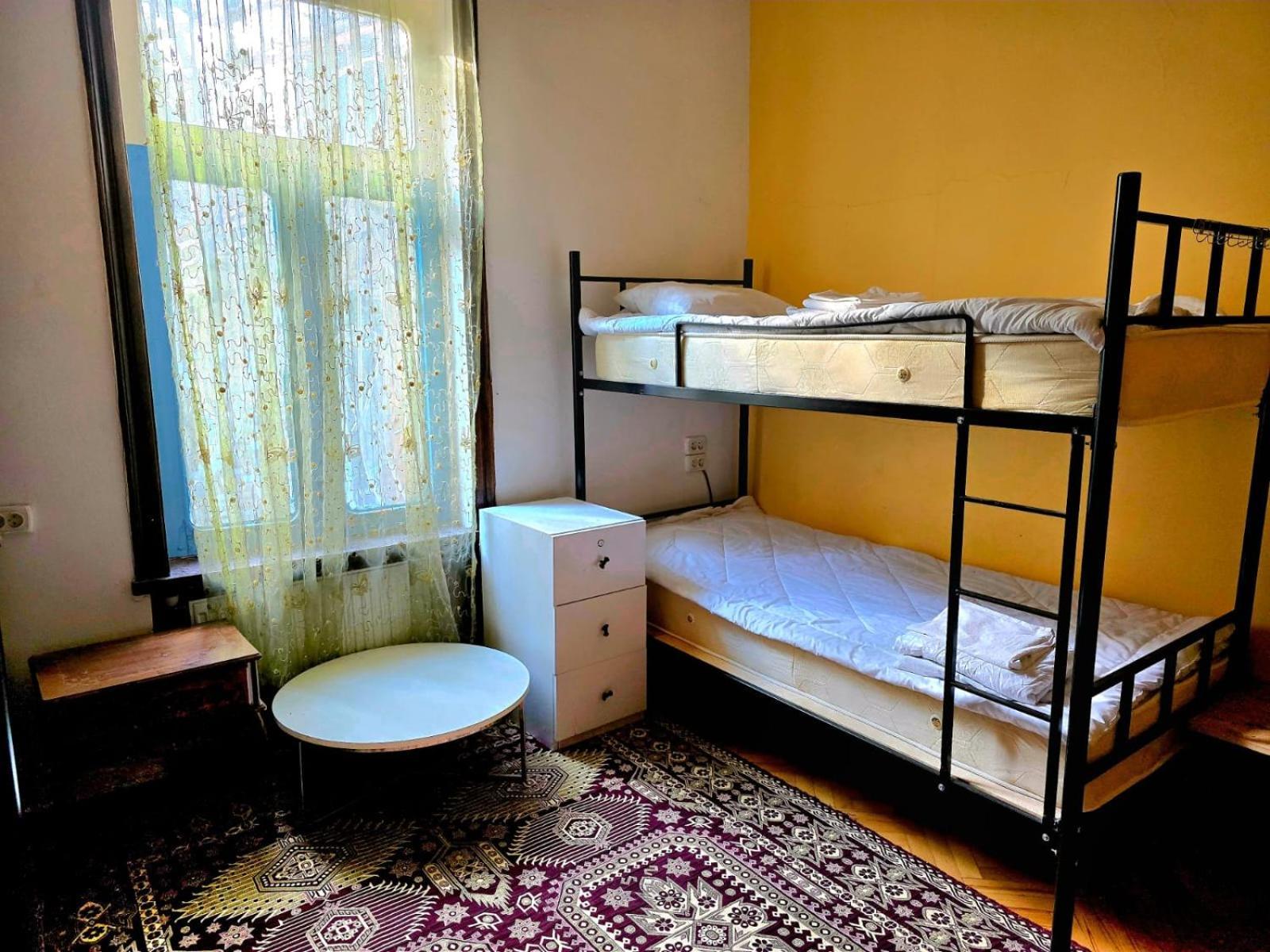 Colors Hostel ティビリシ エクステリア 写真
