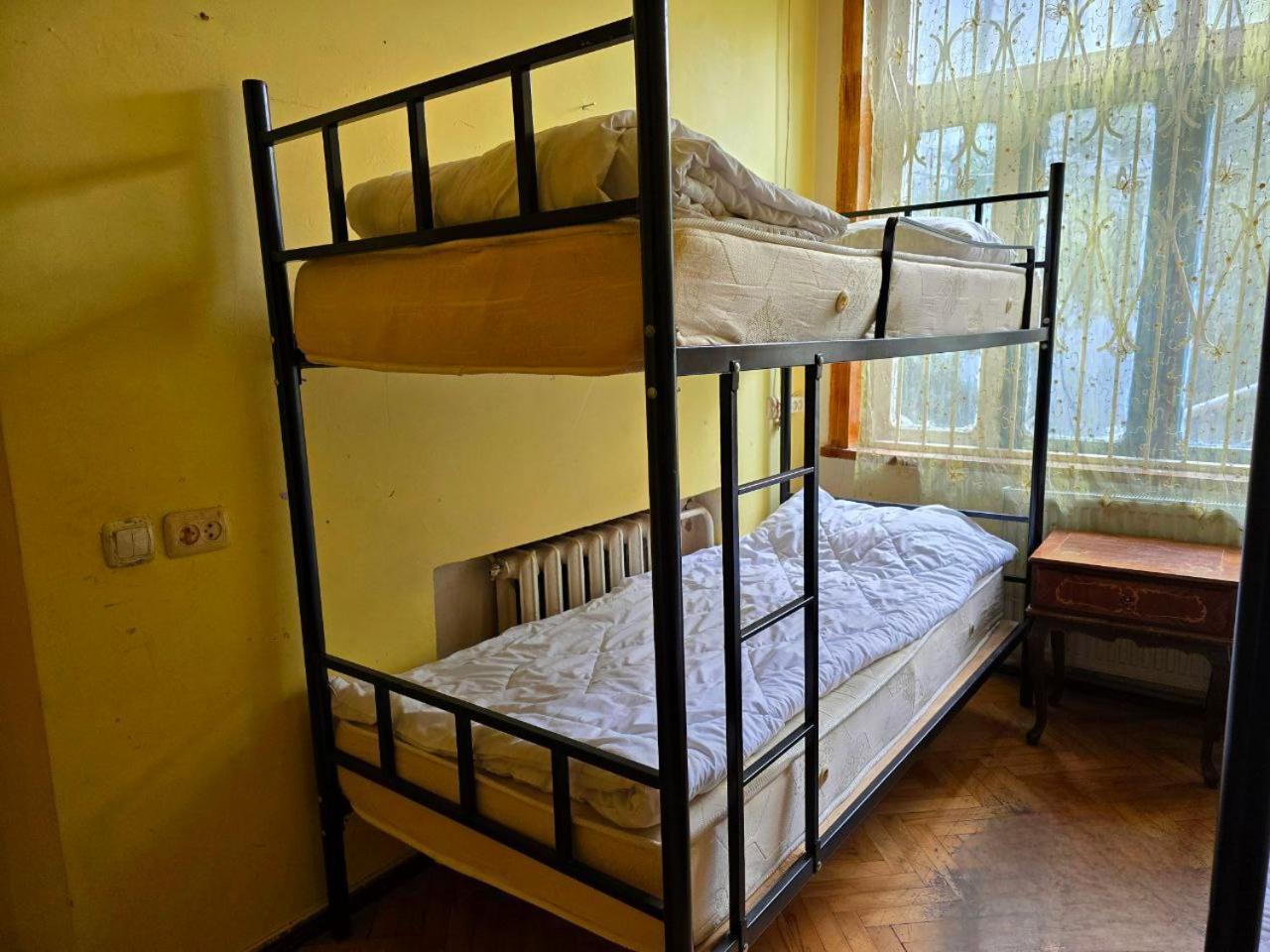 Colors Hostel ティビリシ エクステリア 写真