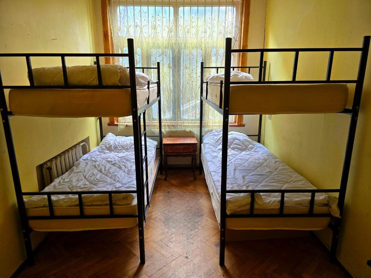 Colors Hostel ティビリシ エクステリア 写真