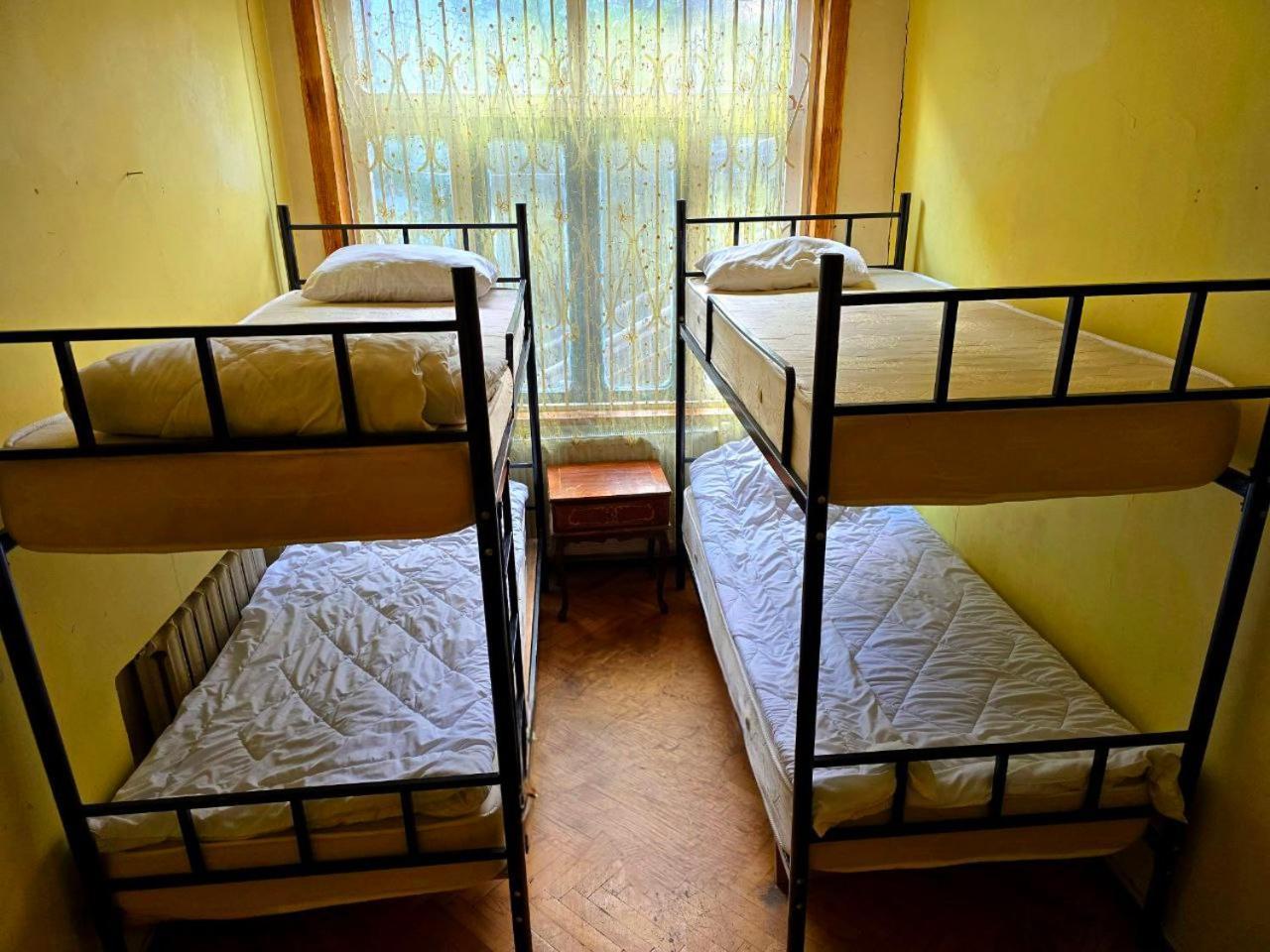 Colors Hostel ティビリシ エクステリア 写真