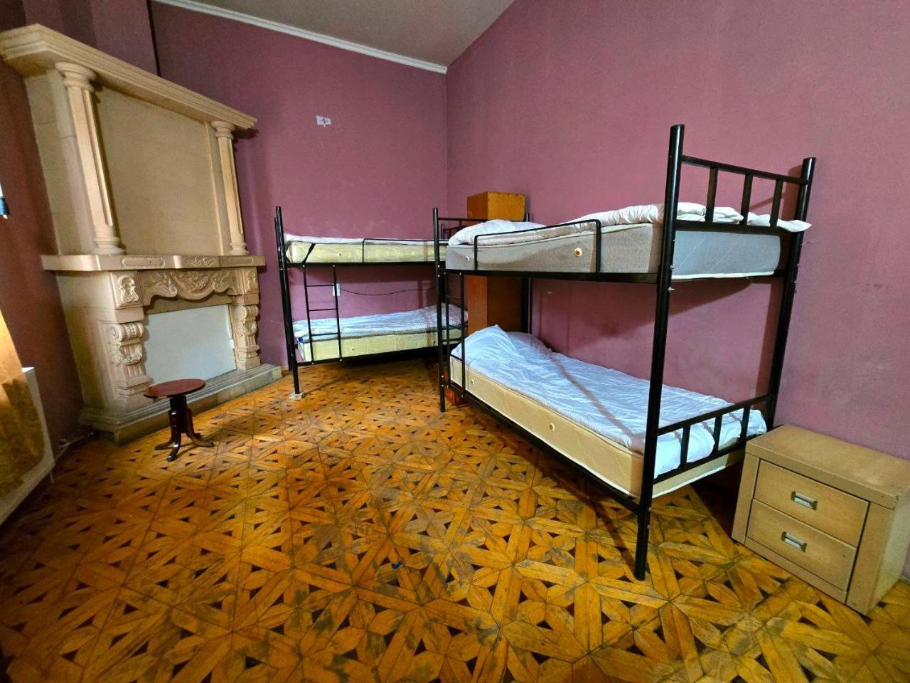 Colors Hostel ティビリシ エクステリア 写真