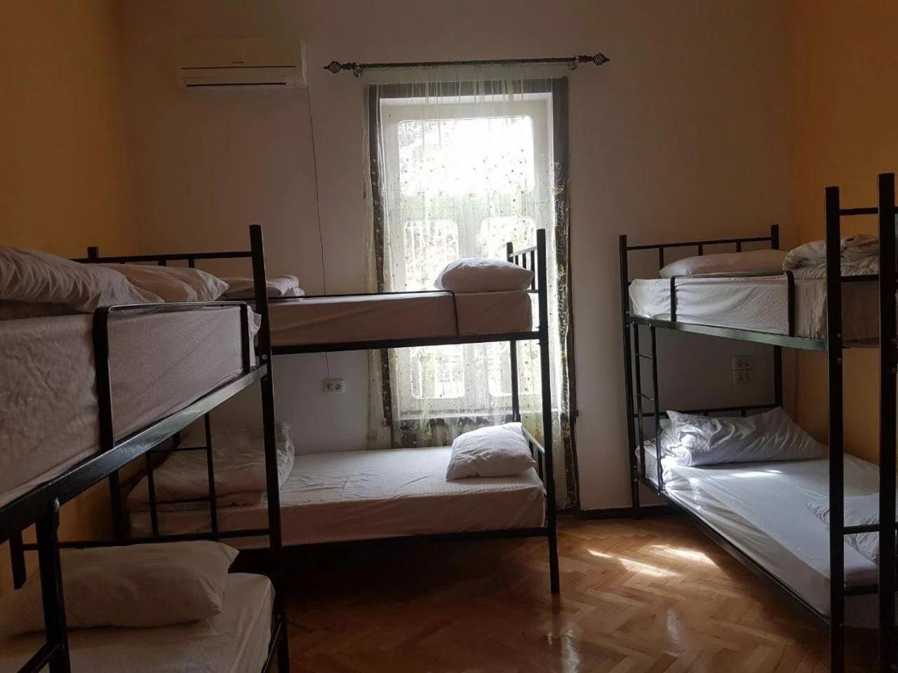 Colors Hostel ティビリシ エクステリア 写真