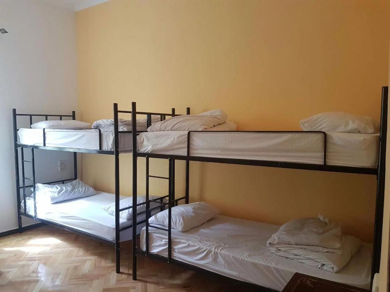Colors Hostel ティビリシ エクステリア 写真