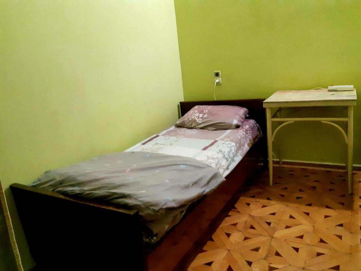 Colors Hostel ティビリシ エクステリア 写真